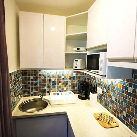 Mountain Breezes Studio- 3 *